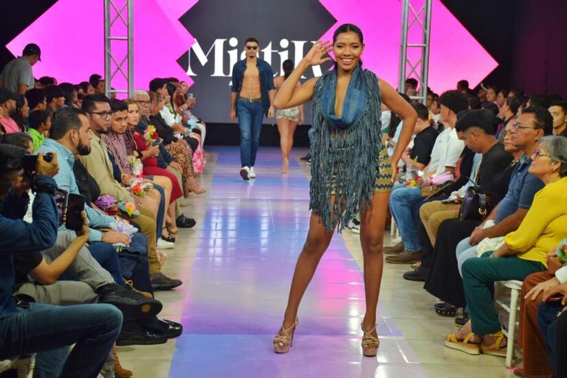 MODA-(11)
