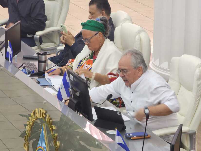 ASAMBLEA1