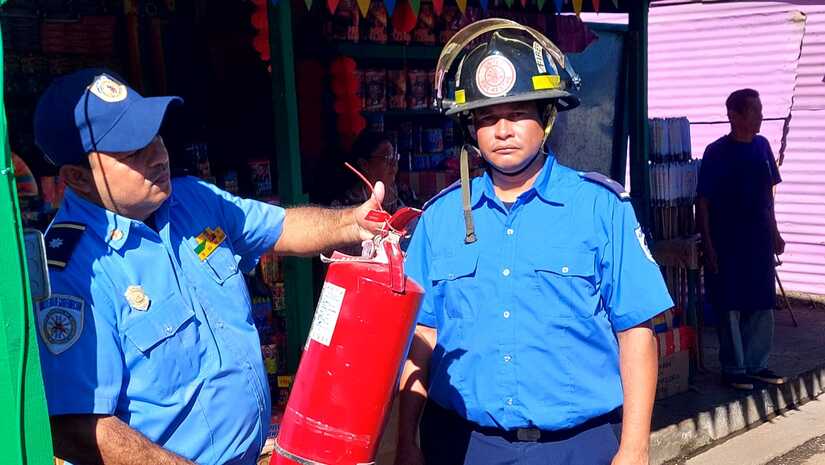 BOMBEROS4