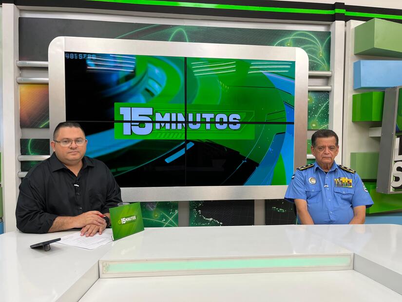 POLICIA12