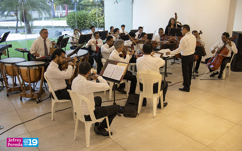 MUSICA