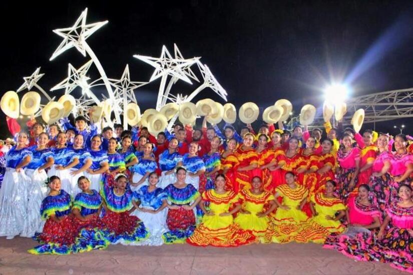 HUIPIL