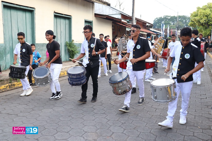DESFILE-OTRA5