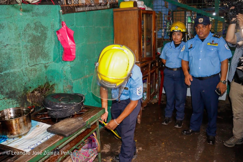 BOMBEROS2