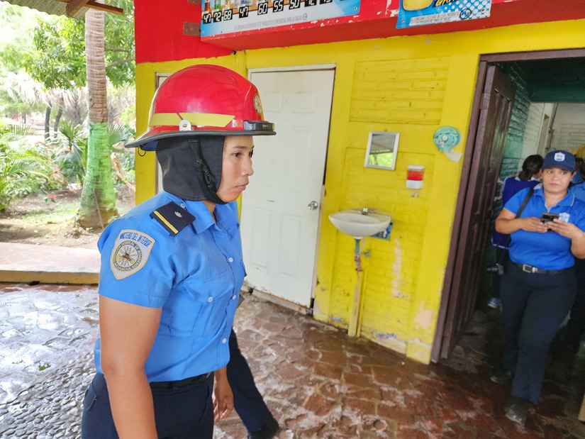 Bomberos-Unidos-4