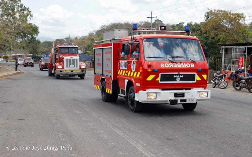 BOMBEROS4