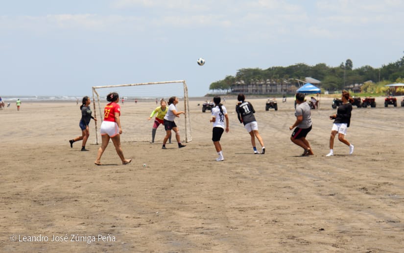 Voleibol-de-playa-Pochomil-15