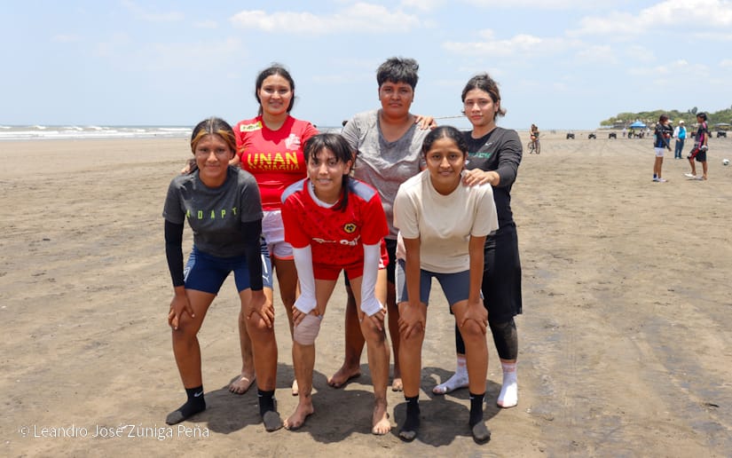 Voleibol-de-playa-Pochomil-3