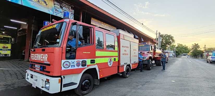 BOMBEROS-(1)