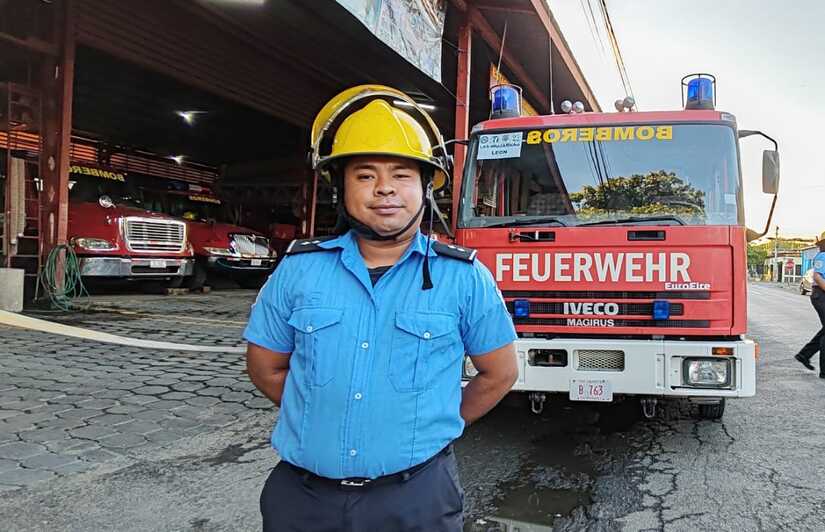 BOMBEROS-(3)