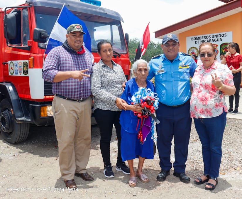 BOMBEROS15