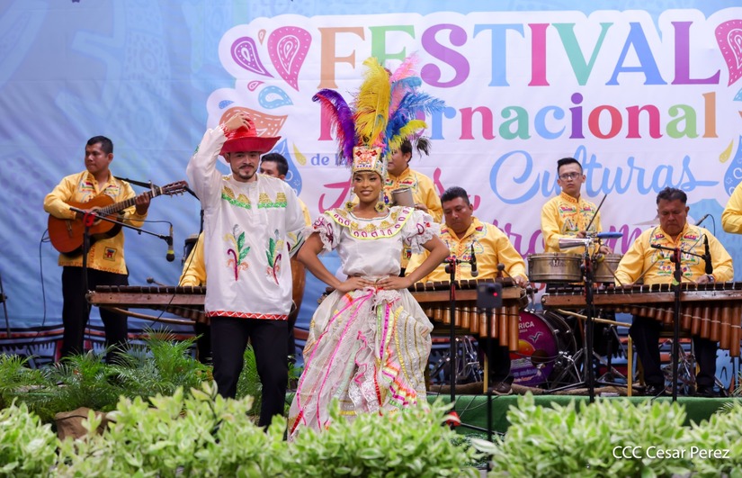 FESTIVAL-11