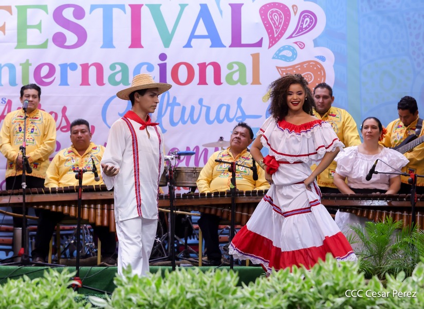 FESTIVAL-26