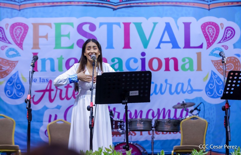FESTIVAL-60