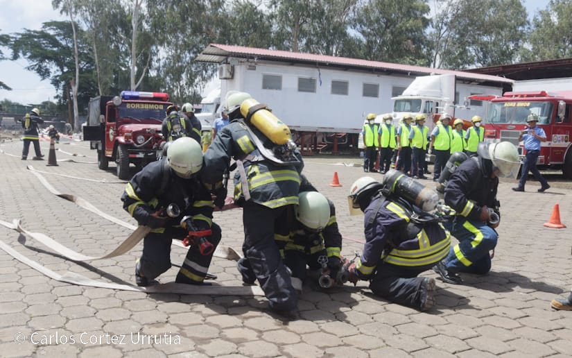 BOMBEROS-8