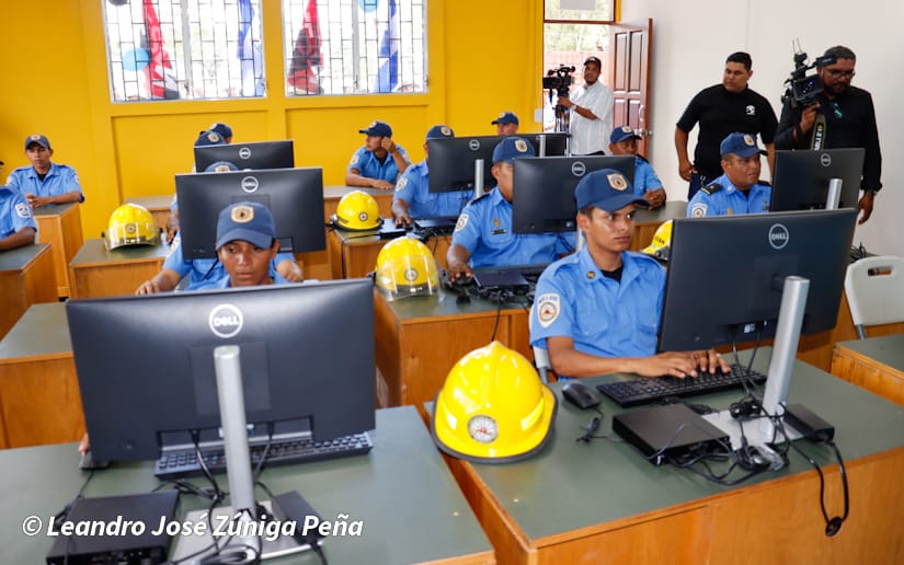 BOMBEROS1
