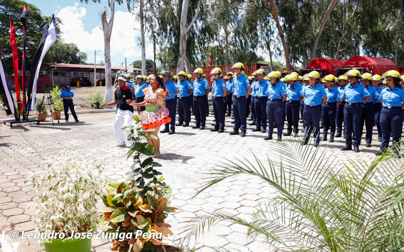 BOMBEROS12