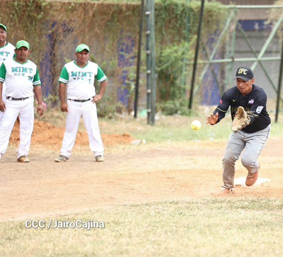 SOFTBALL8