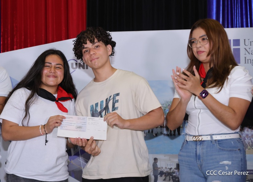 BECAS13