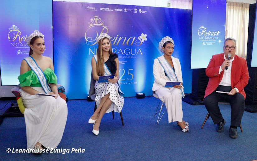 REINAS10