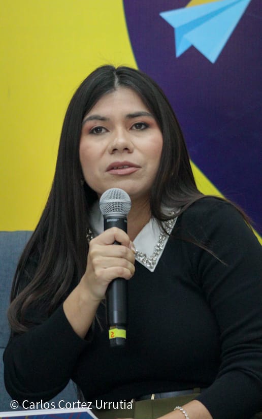 Feria-de-Becas-19