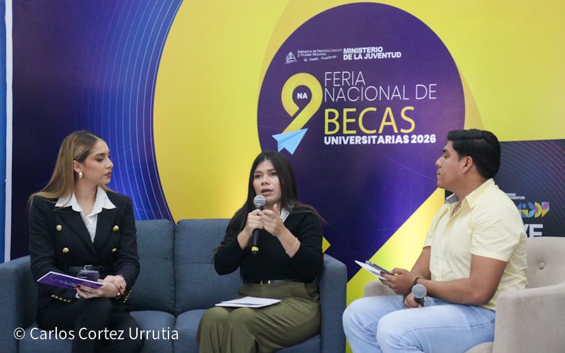 Feria-de-Becas-22