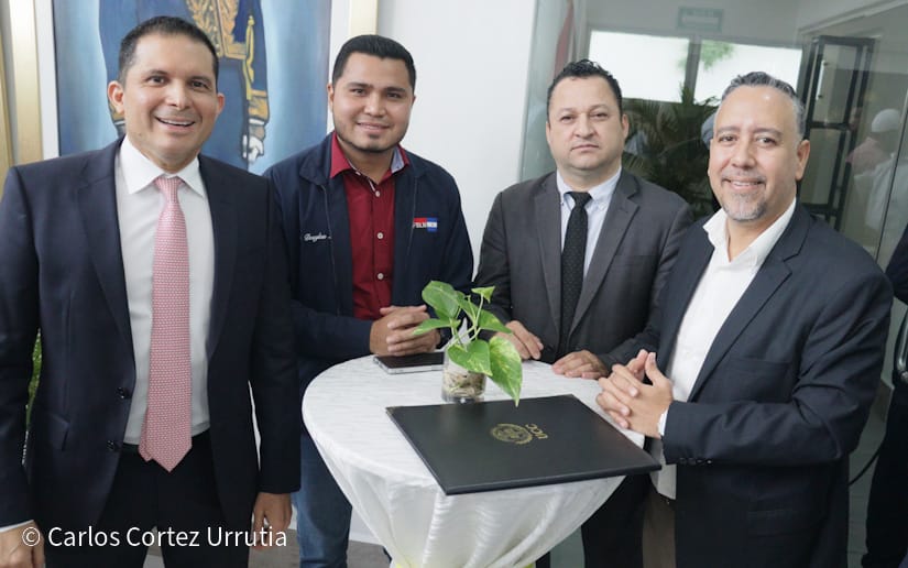 Feria-de-Becas-4