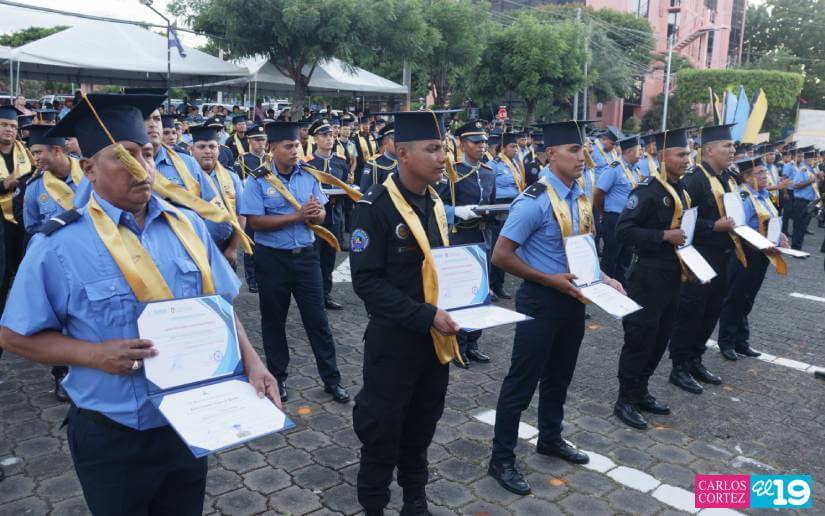 POLICIA23