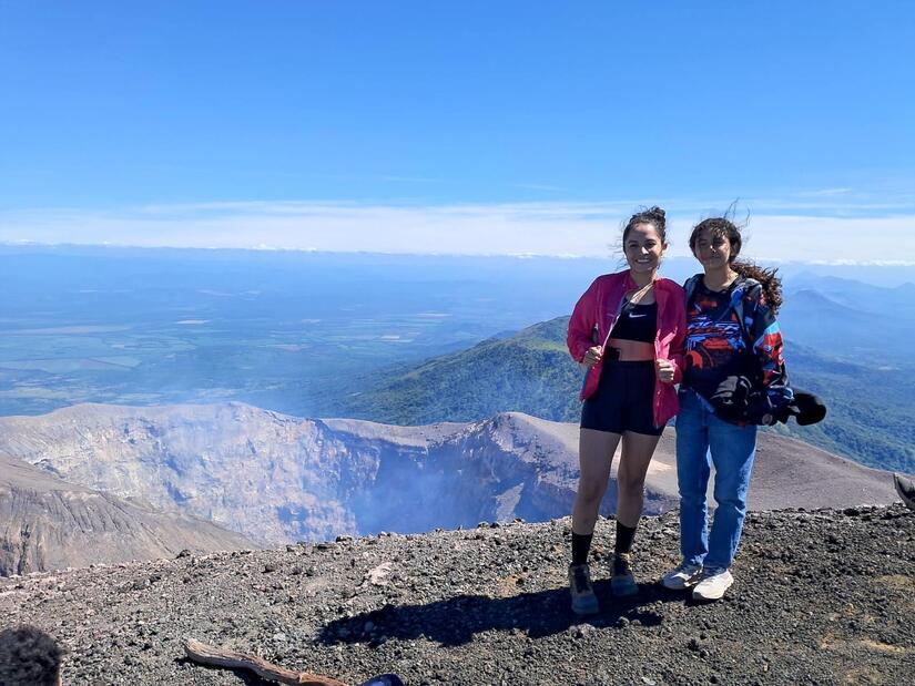 VOLCAN8