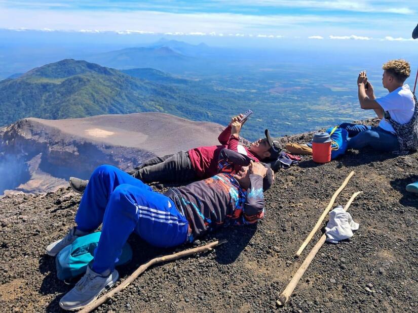 VOLCAN9