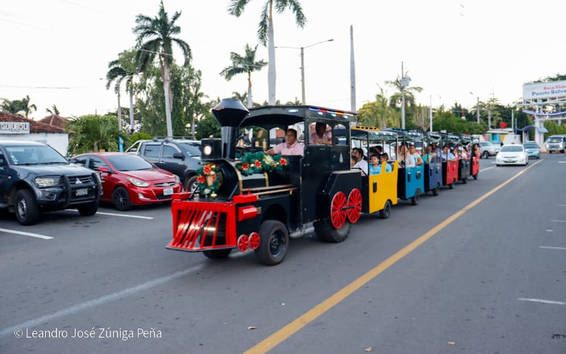 Salvador-Allende--(10)