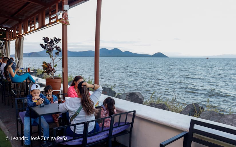 Salvador-Allende--(14)