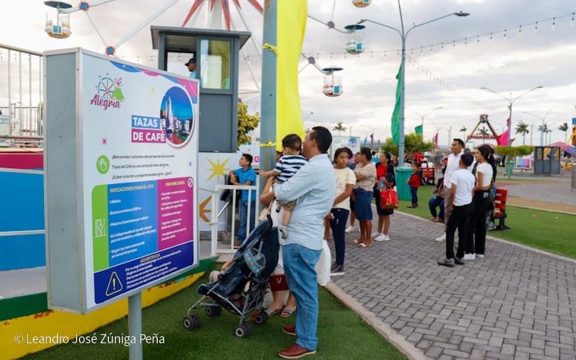 Salvador-Allende--(25)