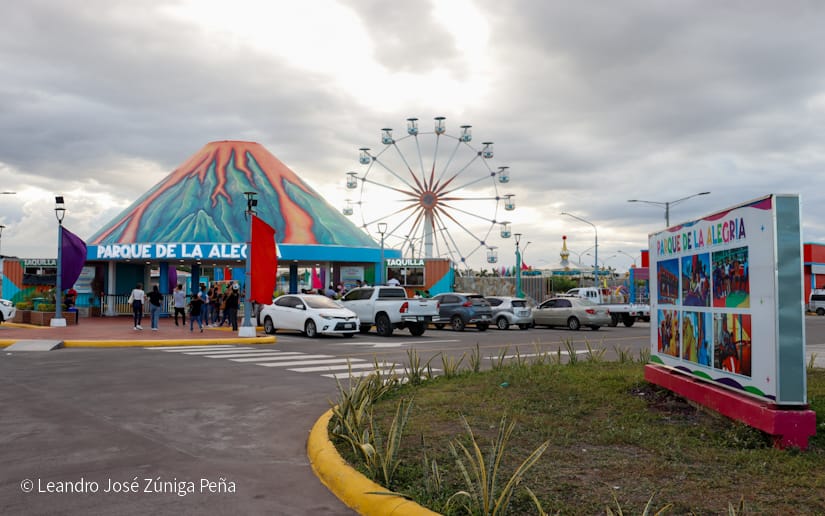 Salvador-Allende--(28)