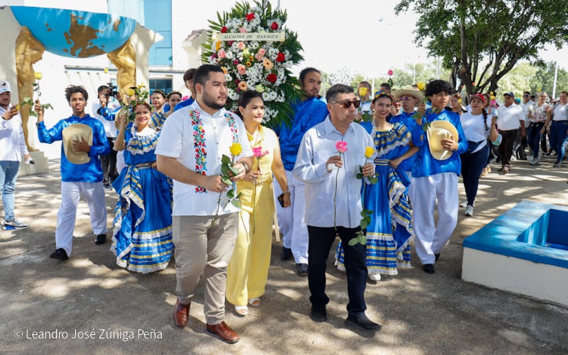 Homenaje-Terremoto-72-30