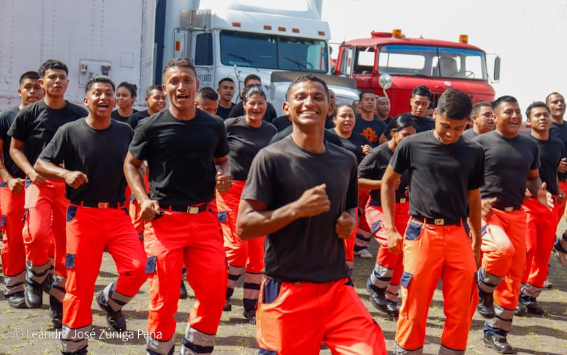 BOMBEROS27