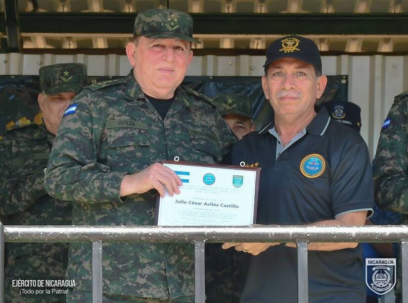 COMANDO13