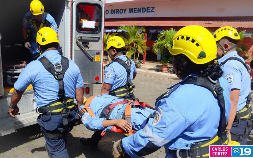 BOMBEROS-1