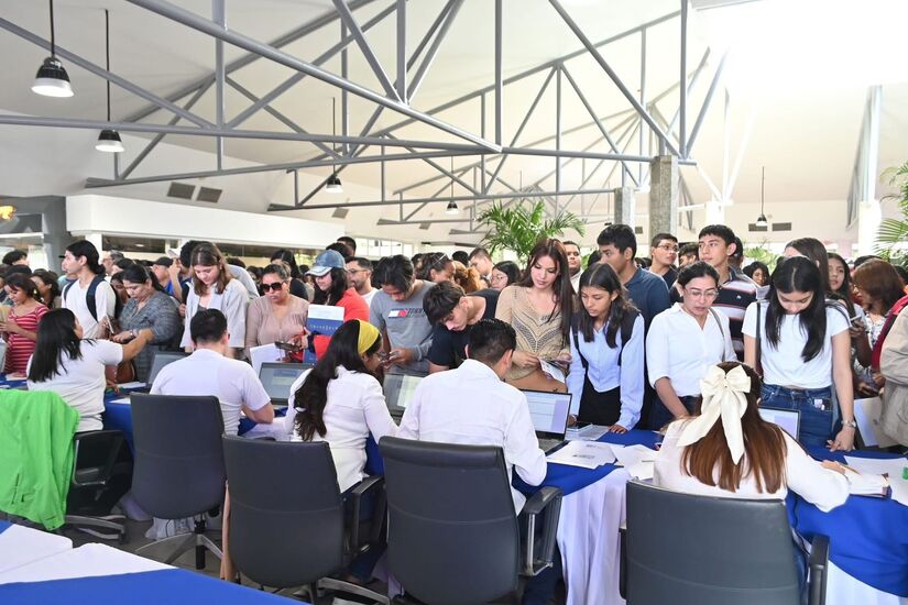 BECAS-(12)