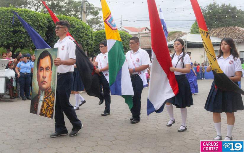 DESFILE-(32)