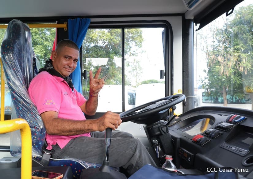 BUSES-(19)