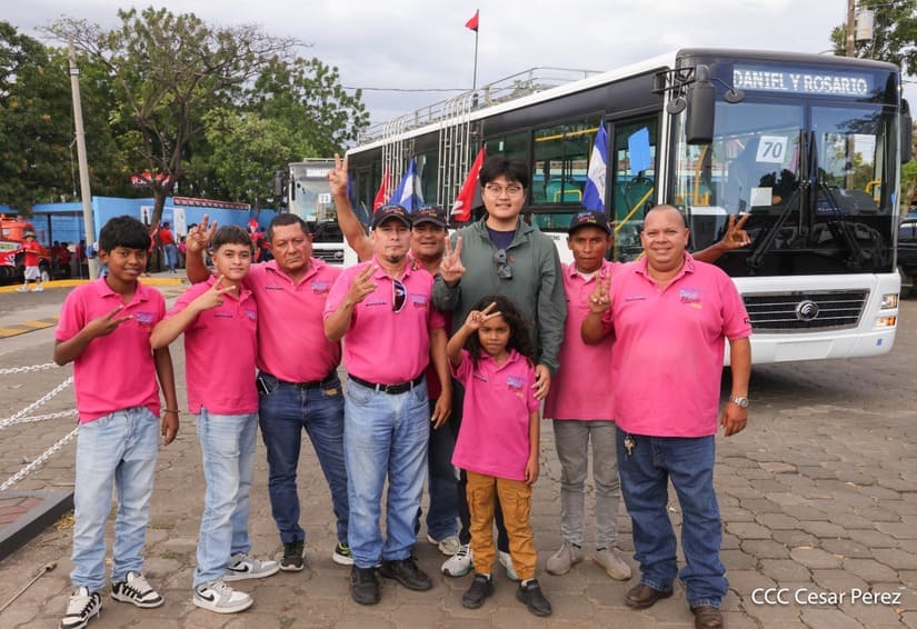 BUSES-(28)