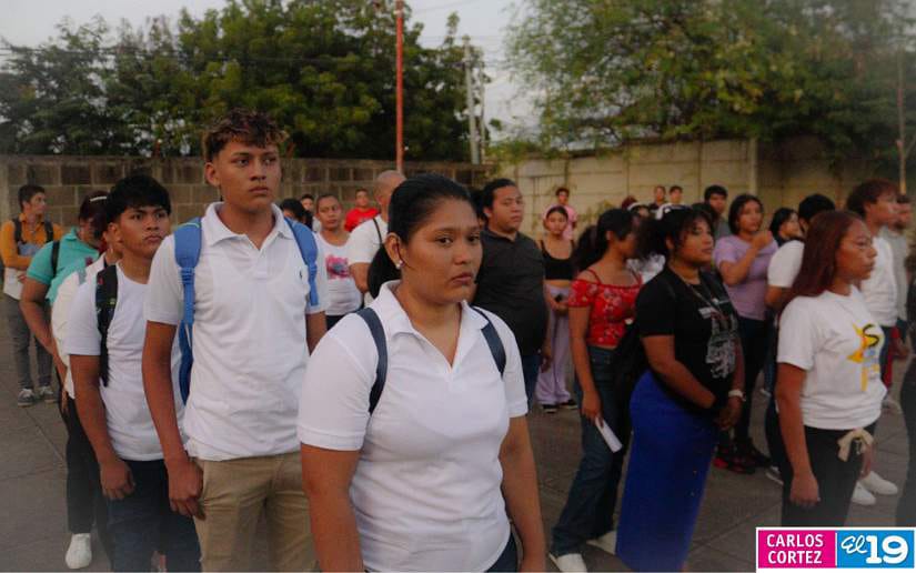 ESTUDIANTES-(6)