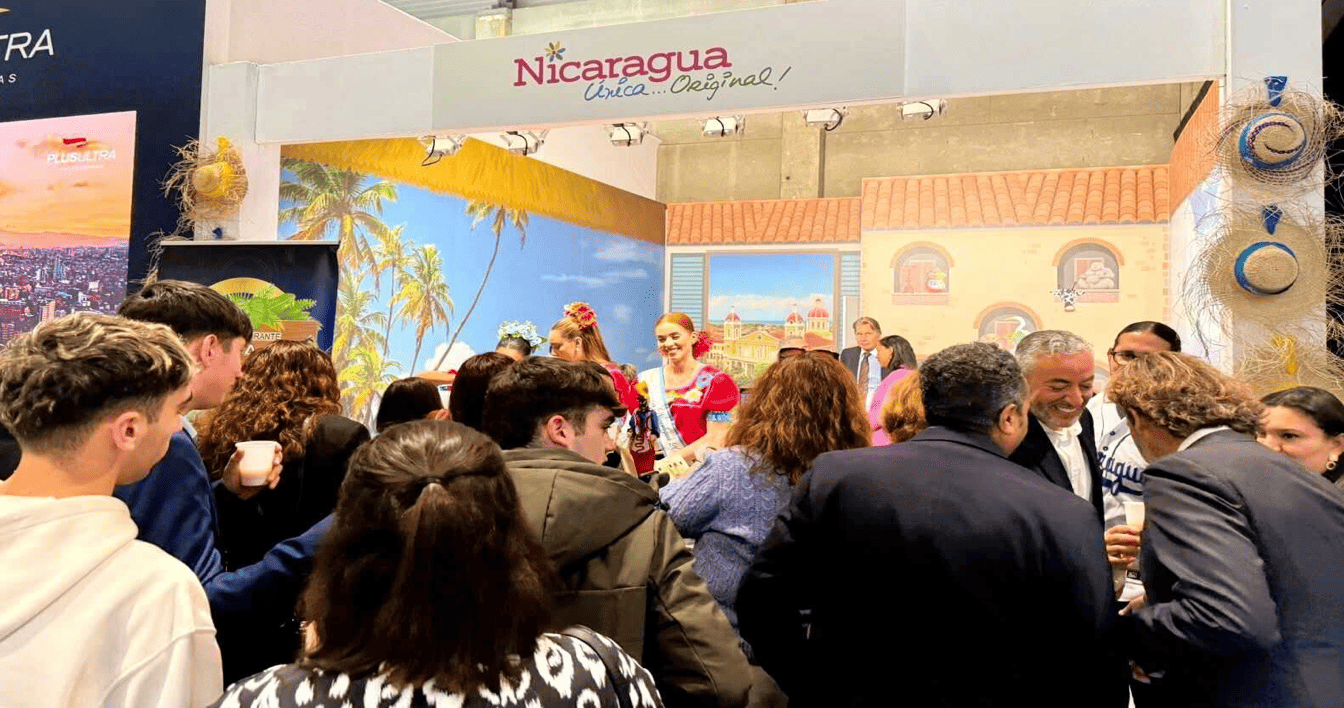 FITUR-13