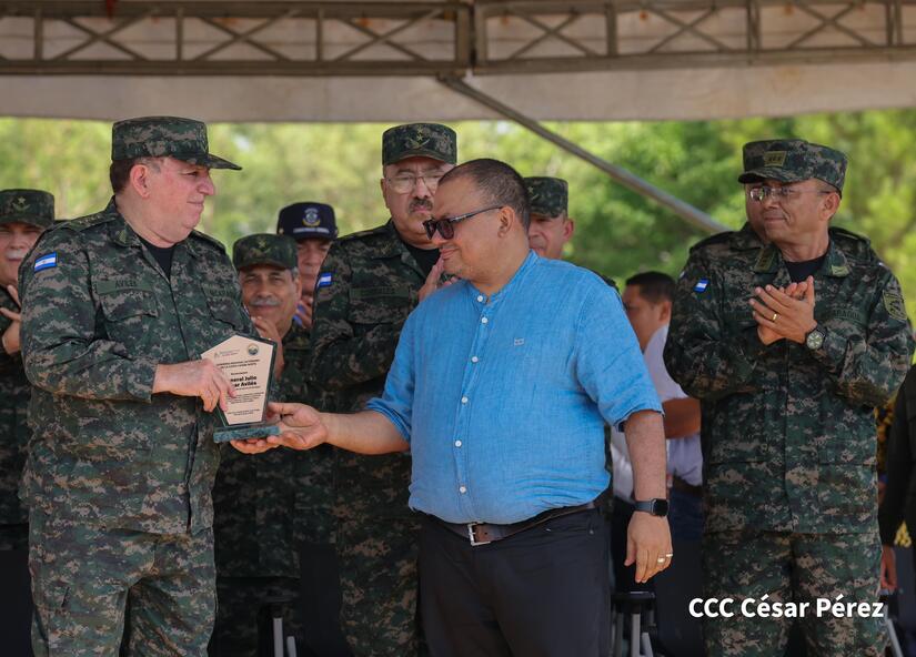 EJERCITO-DE-NICARAGUA-82