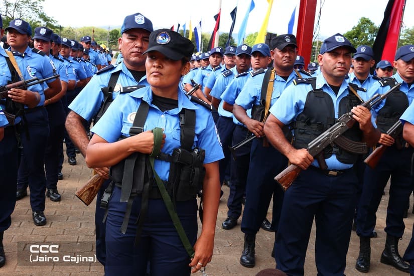 POLICIA17