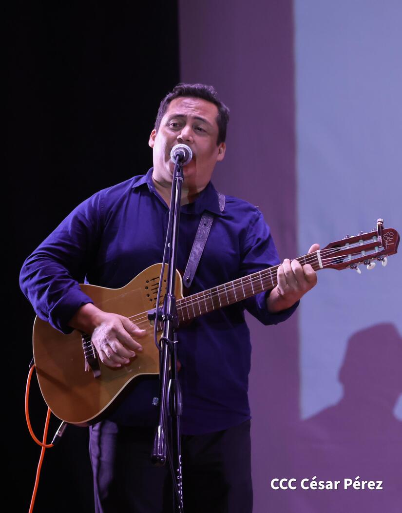 GALA-(4)