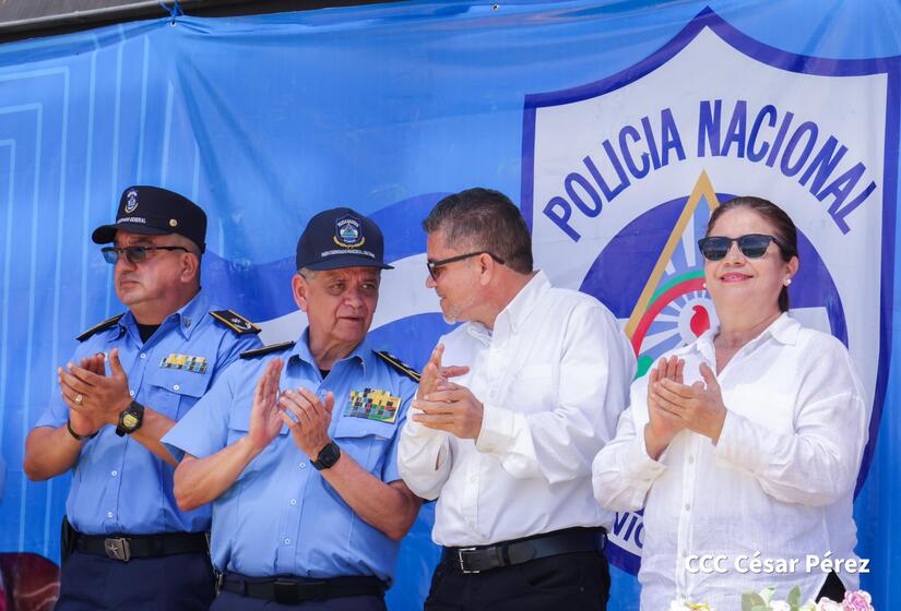 POLICIA19