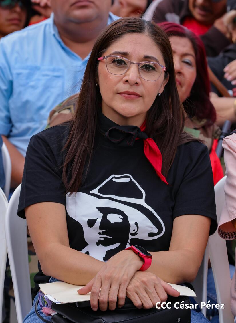 YALAGUINA-(29)