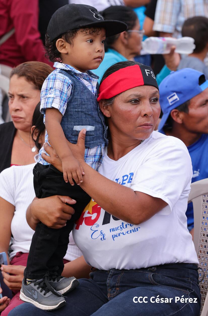 YALAGUINA-(35)